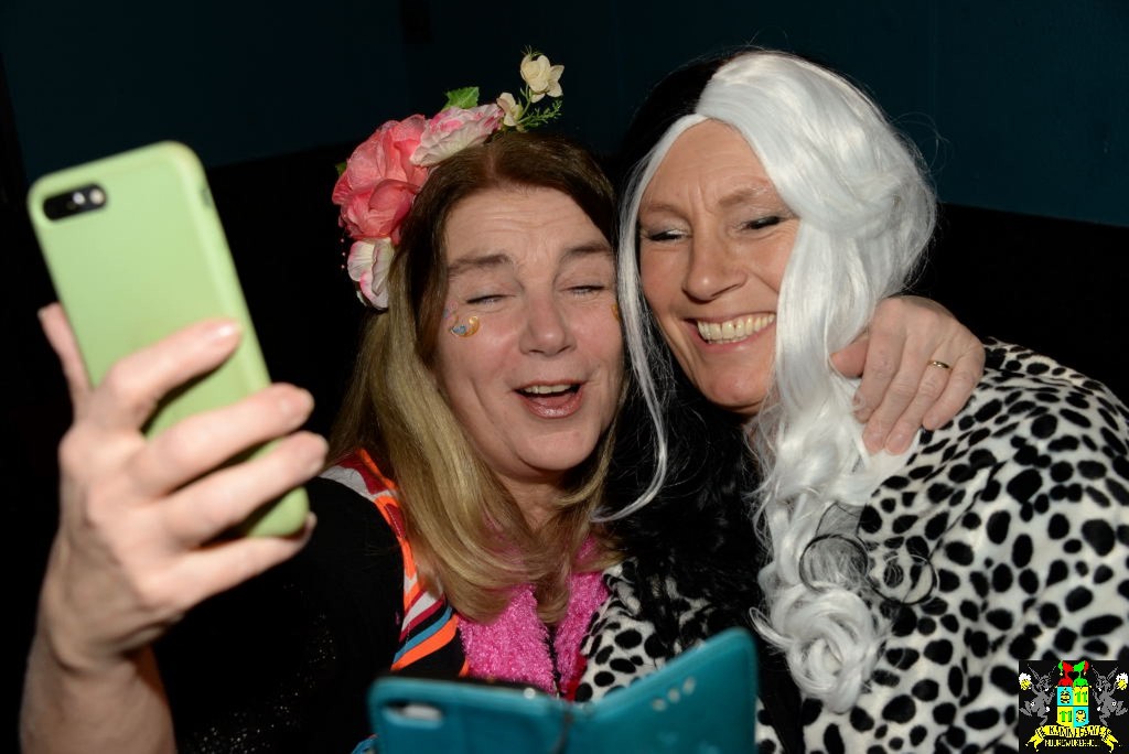 ../Images/Seniorenmiddag 120.jpg